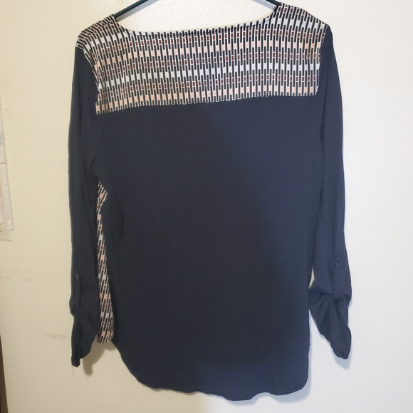 A Ann Taylor blouse - Picture 2 of 4